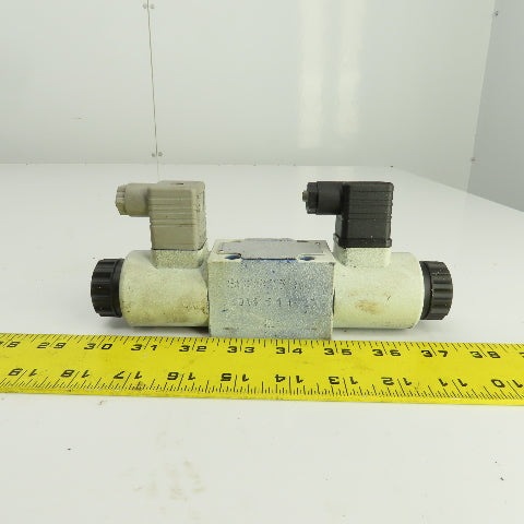 Krauss Maffei R900934614 Double Solenoid Hydraulic Directional Valve