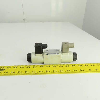 Krauss Maffei R900934614 Double Solenoid Hydraulic Directional Valve