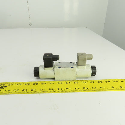 Krauss Maffei R900934614 Double Solenoid Hydraulic Directional Valve