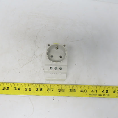 Siemens 5TE6 800 Shuko Female Socket Outlet Din Rail Mount 230V 16A