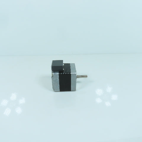 Oriental PK233PA Vexta Stepping Motor 2-Phase 1.2A 2.7 OHM 5mm Shaft