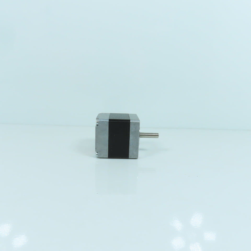 Oriental PK233PA Vexta Stepping Motor 2-Phase 1.2A 2.7 OHM 5mm Shaft