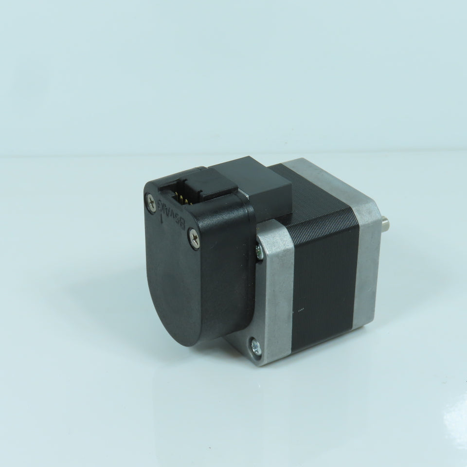 Oriental PK244PDAR16 Vexta DC Stepping Motor 2-Phase 1.5A 5mm Shaft W/Encoder
