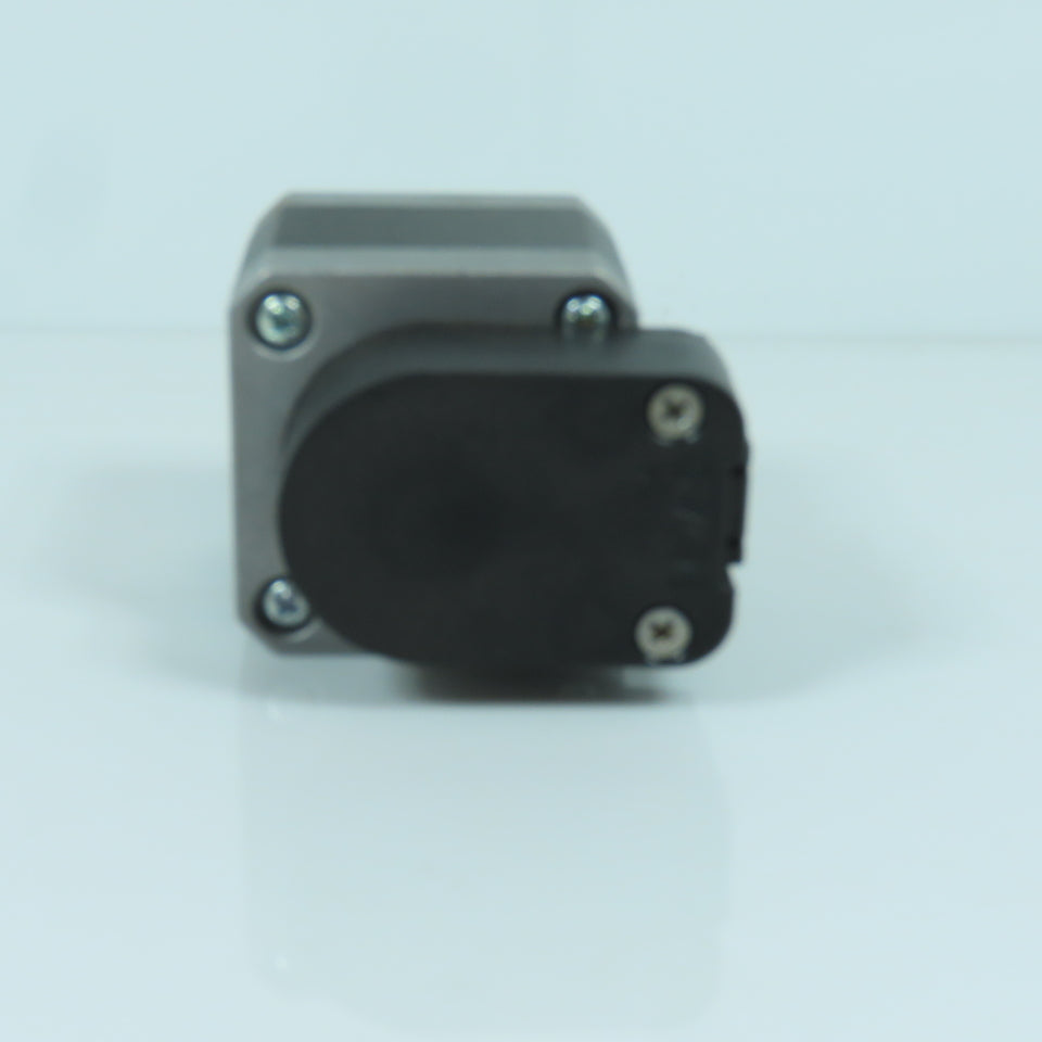 Oriental PK244PDAR16 Vexta DC Stepping Motor 2-Phase 1.5A 5mm Shaft W/Encoder
