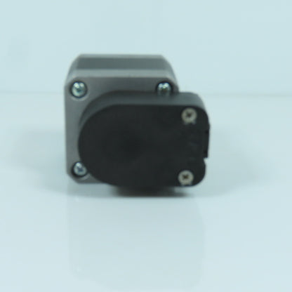 Oriental PK244PDAR16 Vexta DC Stepping Motor 2-Phase 1.5A 5mm Shaft W/Encoder