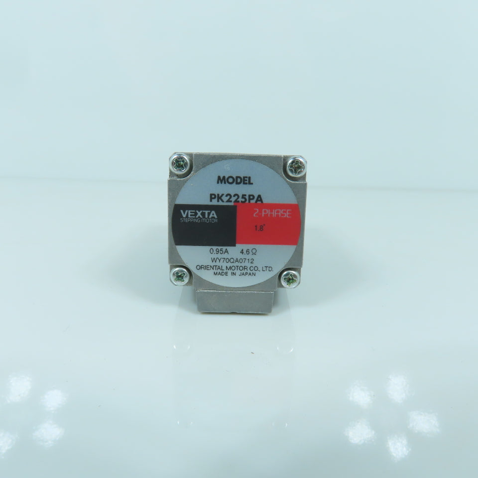 Oriental PK225PA Vexta DC Stepping Motor 2-Phase 0.95A 4.6 OHM 5mm Shaft