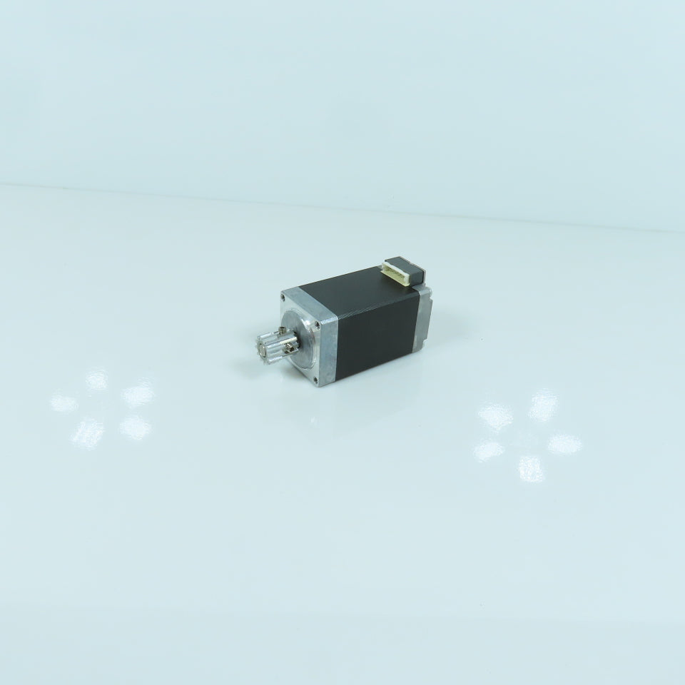 Oriental PK225PA Vexta DC Stepping Motor 2-Phase 0.95A 4.6 OHM 5mm Shaft