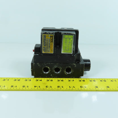 Parker S320103701 3/2 Way Pneumatic Solenoid Valve 150PSIG 120V Coil 3/8" NPT