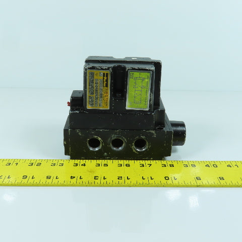 Parker S320103701 3/2 Way Pneumatic Solenoid Valve 150PSIG 120V Coil 3/8" NPT