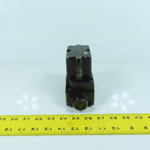 Parker S320103701 3/2 Way Pneumatic Solenoid Valve 150PSIG 120V Coil 3/8" NPT