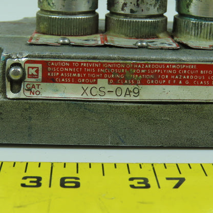 Killark XCS-0A9 3-Button Momentary Contact Hazardous Location Push Switches 600V
