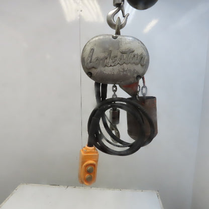 Lodestar Model A 1/8 Ton Electric Chain Hoist 10' Lift 32FPM 120V 1Ph