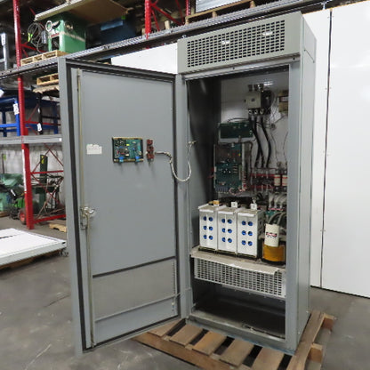 Siemens 6SE85-100-4C 100HP 120A AC Drive 460V 3PH Input 0-460V 2-66Hz Output