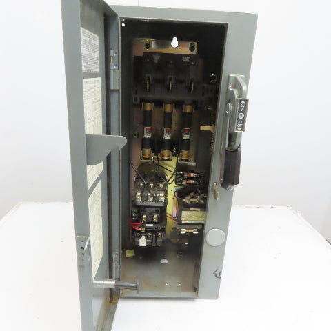 Allen Bradley 512ABB-6P-24R Combination Motor Starter Enclosure 509-A0D Sze 0