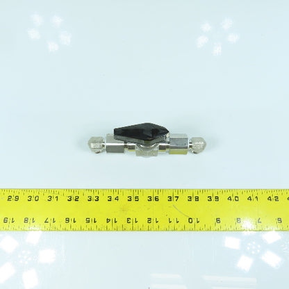 Swagelok SS-H83XPF4 3-Piece High Pressure 3-Way Ball Valve 10,000PSIG 1/4" FNPT