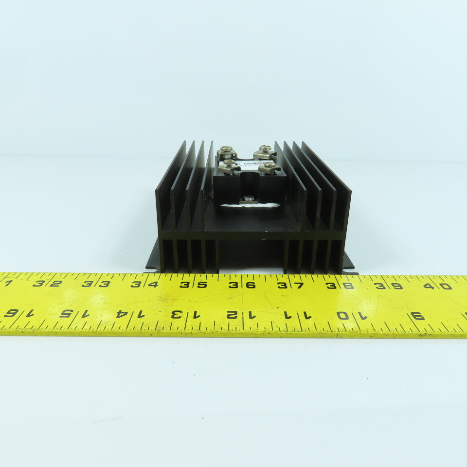 Omega SSR240AC10 Solid State Relay 110-220V AC 10 Amps W/Aluminum Heatsink