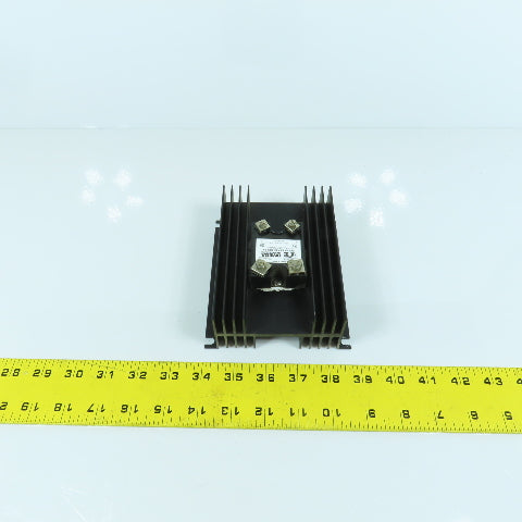 Omega SSR240AC10 Solid State Relay 110-220V AC 10 Amps W/Aluminum Heatsink