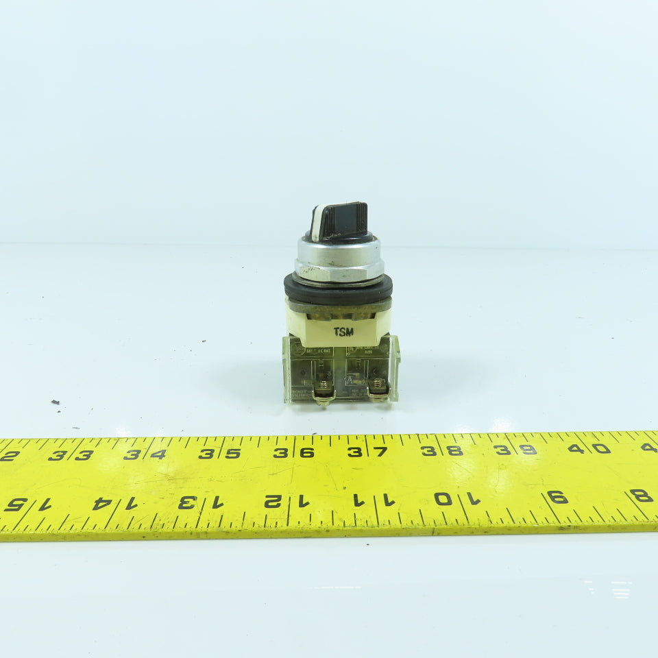 Allen Bradley 800T-J2 2-Position Selector Switch 600V Nema Type 4, 13,