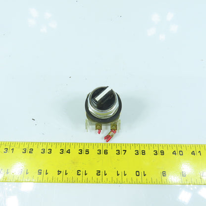 Allen Bradley 800T-J2 2-Position Selector Switch 600V Nema Type 4, 13,