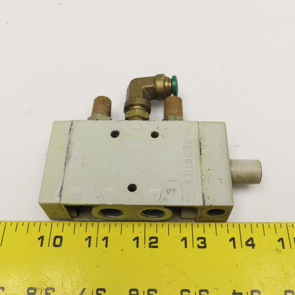 Numatics L22JA4520 2 Position Single Air Pilot Directional Valve 1/4" NPT