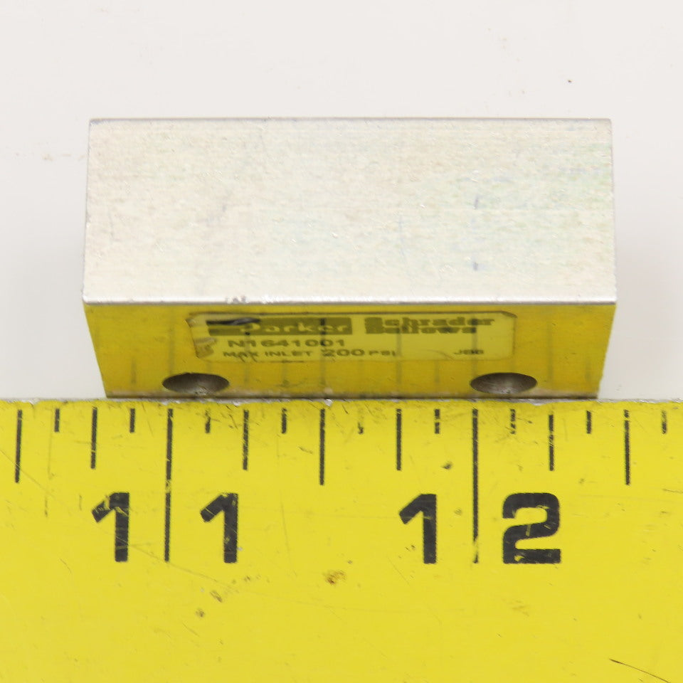 Parker N1641001 1/8" NPT Pneumatic Shuttle Valve