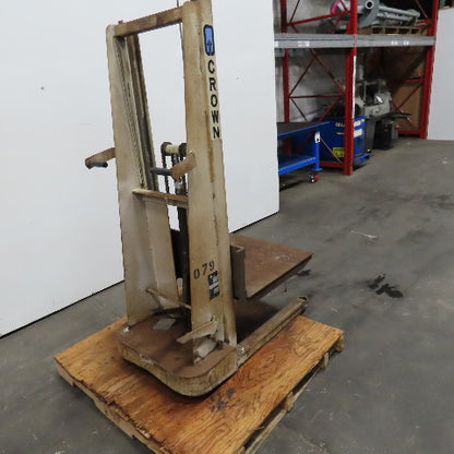 Crown H-57 1000Lbs Capacity Foot Pedal Straddle Platform Lift Truck 67" Lift