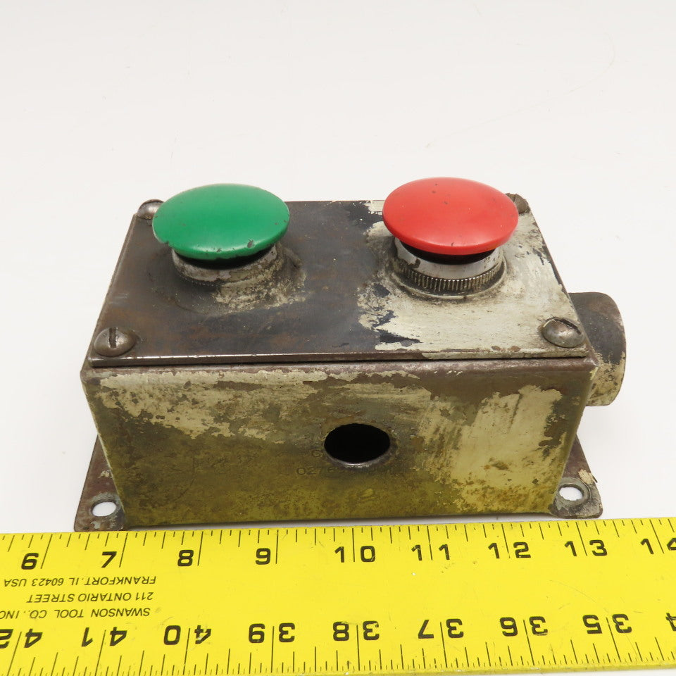 Allen Bradley 800T-D6 600V Push Button Start Stop Operator Box