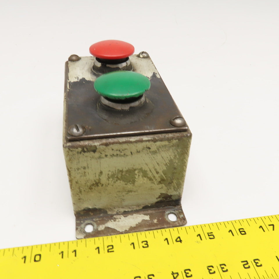 Allen Bradley 800T-D6 600V Push Button Start Stop Operator Box