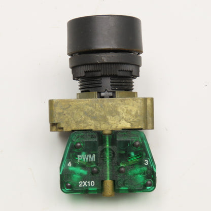 Allen Bradley 800E-2X10 240VAC 125VDC Push Button Switch Momentary Contact