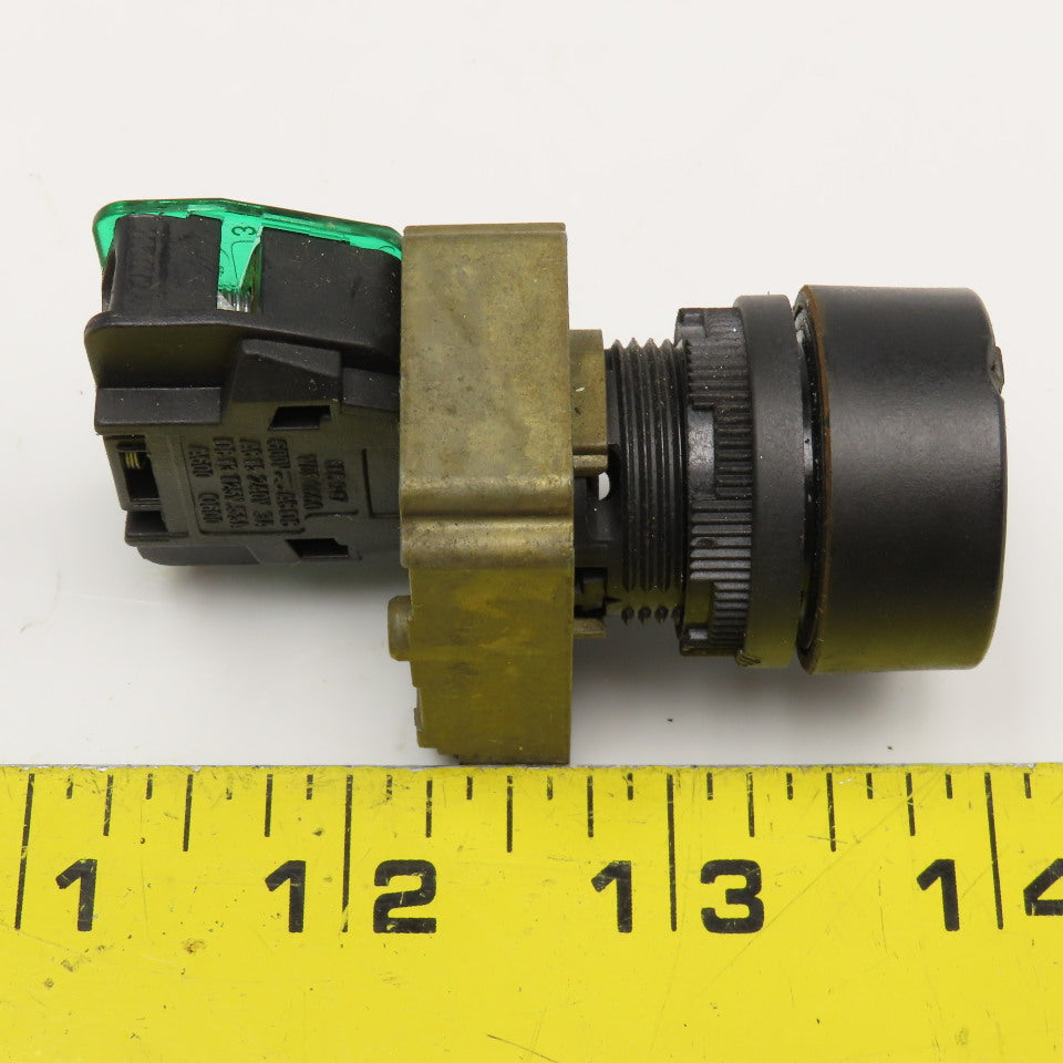 Allen Bradley 800E-2X10 240VAC 125VDC Push Button Switch Momentary Contact