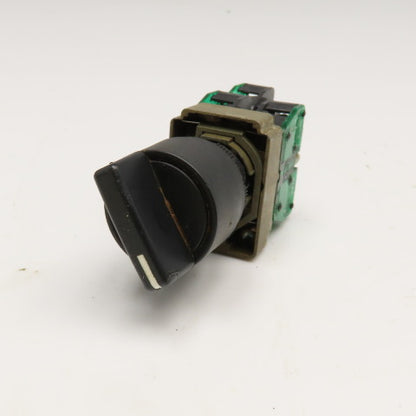 Allen Bradley 800E-2X10 2 Position Selector Switch 240VAC 125VDC