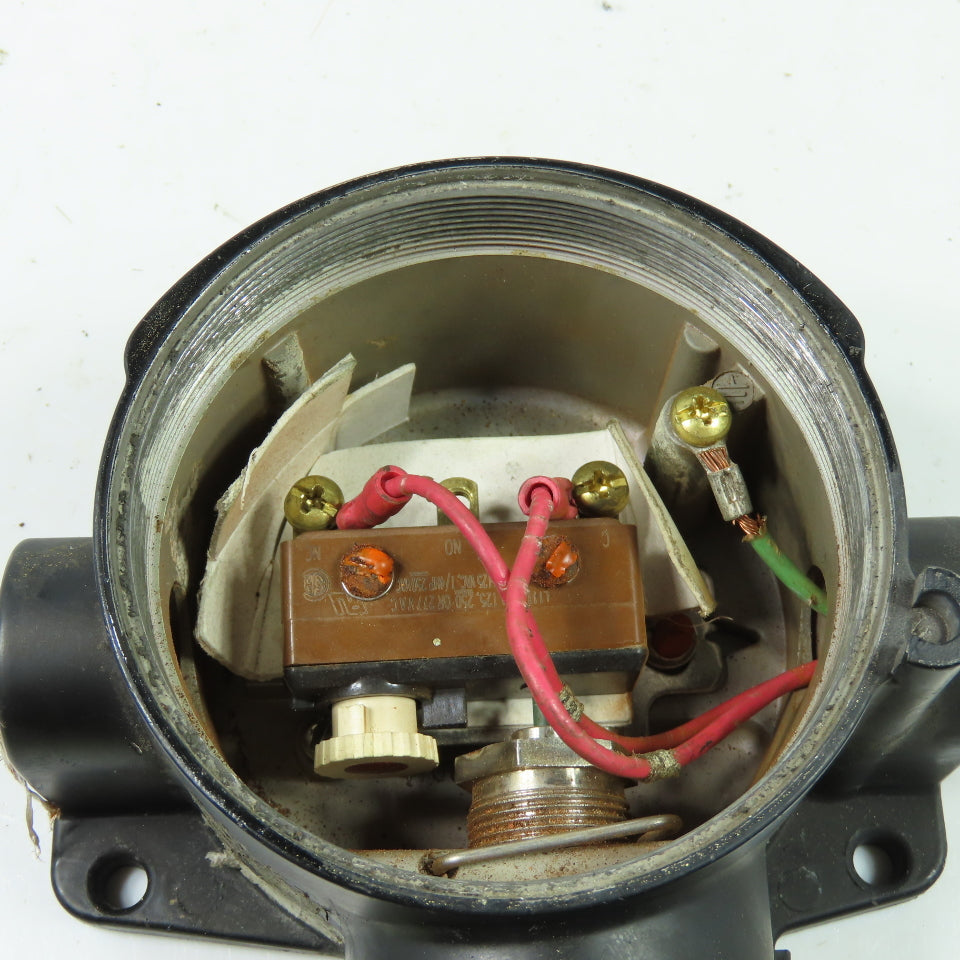 Ashcroft B 750S X06 Explosion Proof Pressure Switch 15A 125/250VAC Range 100PSI