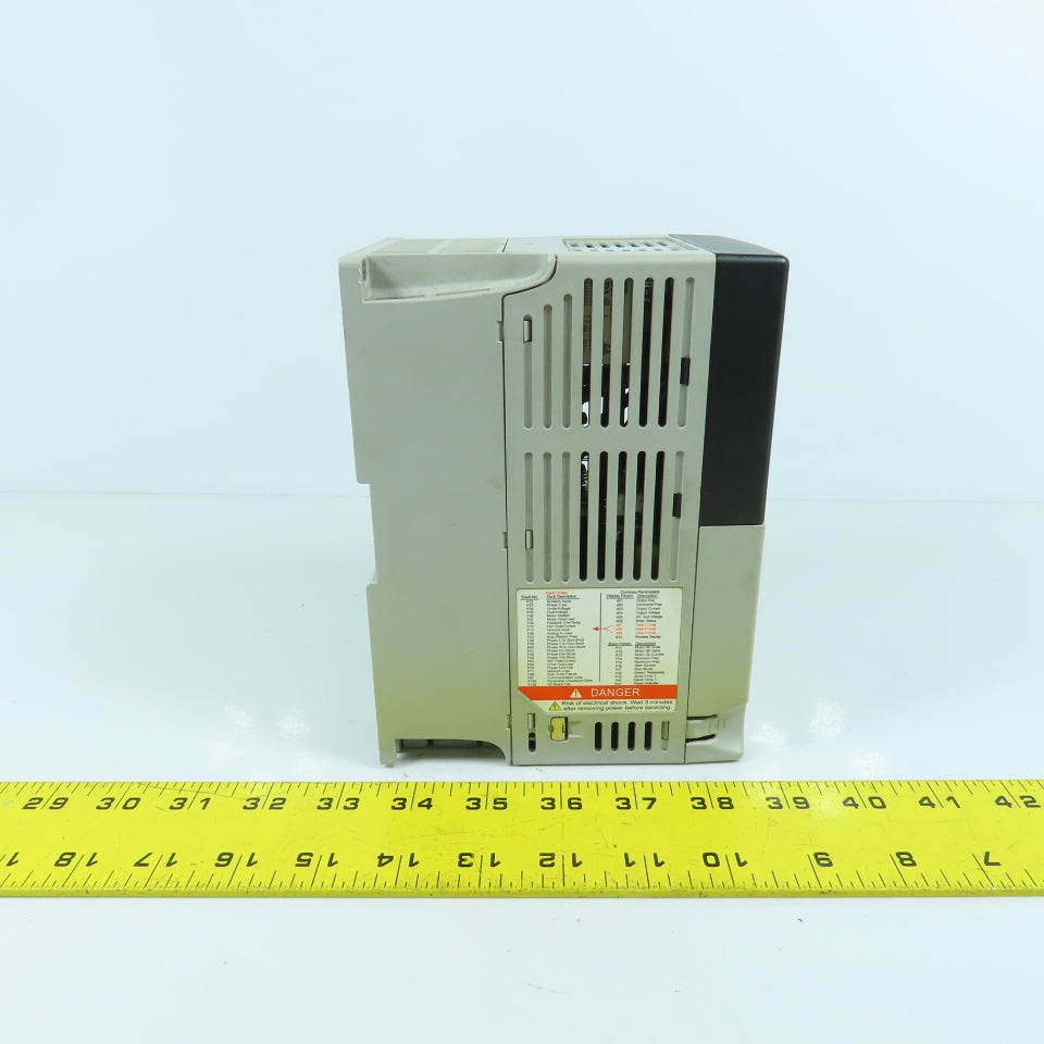Allen Bradley 22B-D2P3N104 Ser A 1HP 0.75kW AC Drive 380-480V 3PH In 0-460V Out