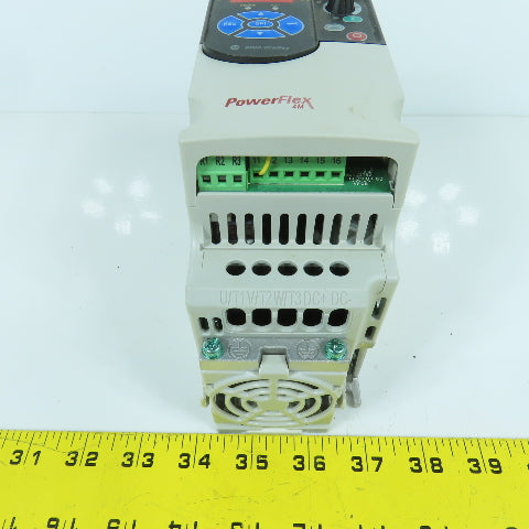 Allen Bradley 22F-B2P5N103 Ser A 0.5HP 0.4kW AC Drive 240V 3PH In 0-230V 3PH Out