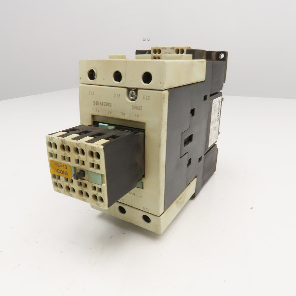 Siemens 3RT1044-3BB40 Contactor 600V 60Hp MAX 3Ph Auxiliary Contact 24VDC Coil