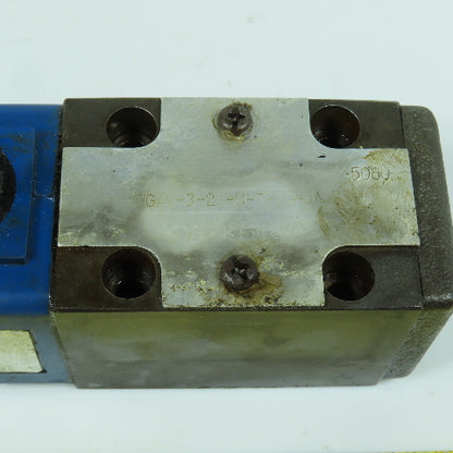 Vickers DG4V-3-2A--U-T-10-JA-S310 Hydraulic Directional Valve 100VAC Coil