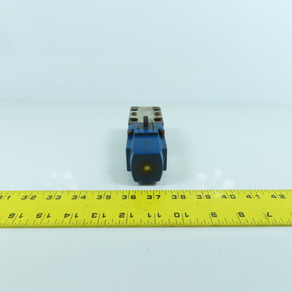 Vickers DG4V-3-2A--U-T-10-JA-S310 Hydraulic Directional Valve 100VAC Coil