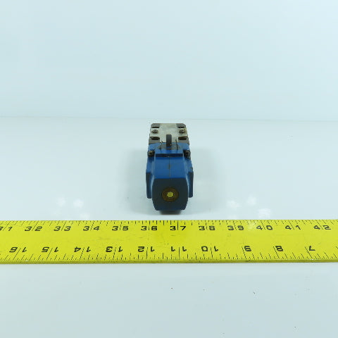 Vickers DG4V-3-2A--U-T-10-JA-S310 Hydraulic Directional Valve 100VAC Coil