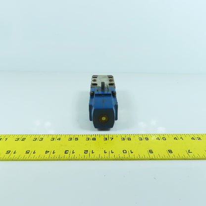 Vickers DG4V-3-2A--U-T-10-JA-S310 Hydraulic Directional Valve 100VAC Coil