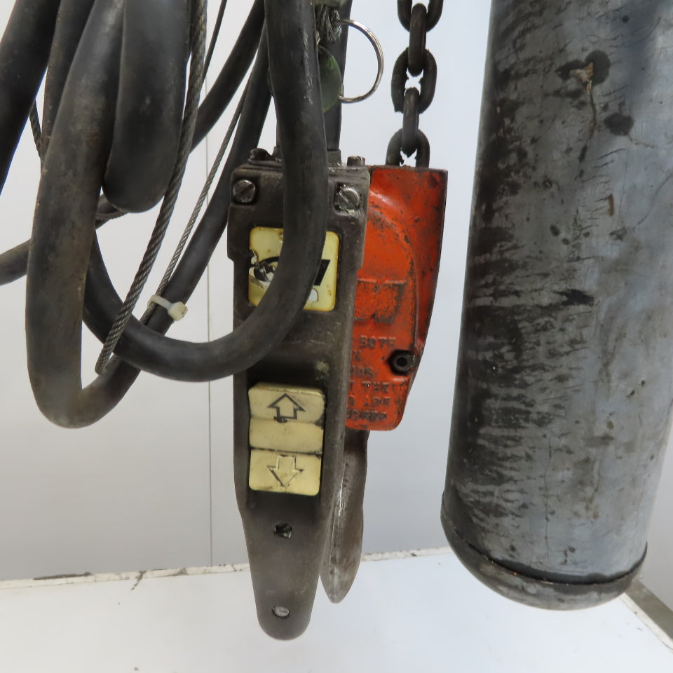 Cm Lodestar Model R 2 Ton Electric Chain Hoist 8 FPM 10' Lift 208-230/460V 3Ph