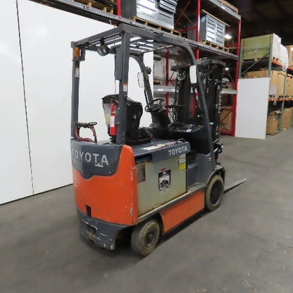 Toyota 8FBCU25 5000LB 48V Electric Forklift 3 Stage 189" Lift W/ Side Shift