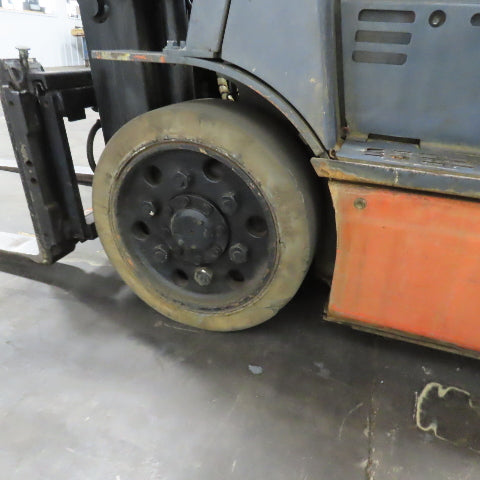 Toyota 8FBCU25 5000LB 48V Electric Forklift 3 Stage 189" Lift W/ Side Shift