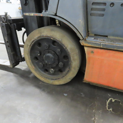 Toyota 8FBCU25 5000LB 48V Electric Forklift 3 Stage 189" Lift W/ Side Shift