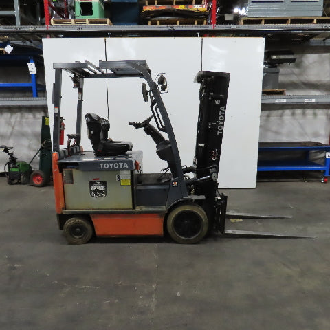 Toyota 8FBCU25 5000LB 48V Electric Forklift 3 Stage 189" Lift W/ Side Shift