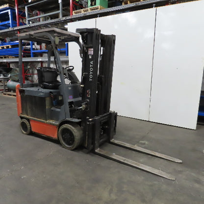 2015 Toyota 8FBCU30 5000 LB 48V Electric Forklift 3 Stage 189" Lift Side Shift