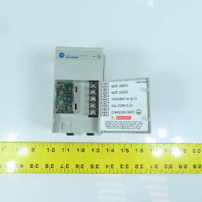 Allen Bradley 1769-PA4 Ser A Rev 4 Compact I/O Power Supply 85-132/170-265V AC