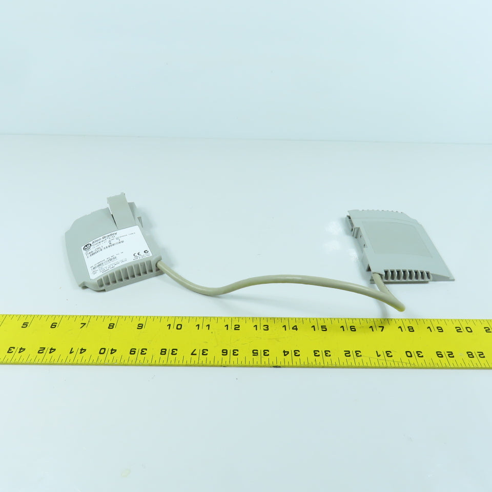 Allen Bradley 1769-CRL1 Ser A Rev 1 Compact I/O Right To Left 1' Expansion Cable