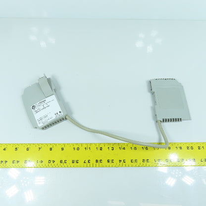 Allen Bradley 1769-CRL1 Ser A Rev 1 Compact I/O Right To Left 1' Expansion Cable
