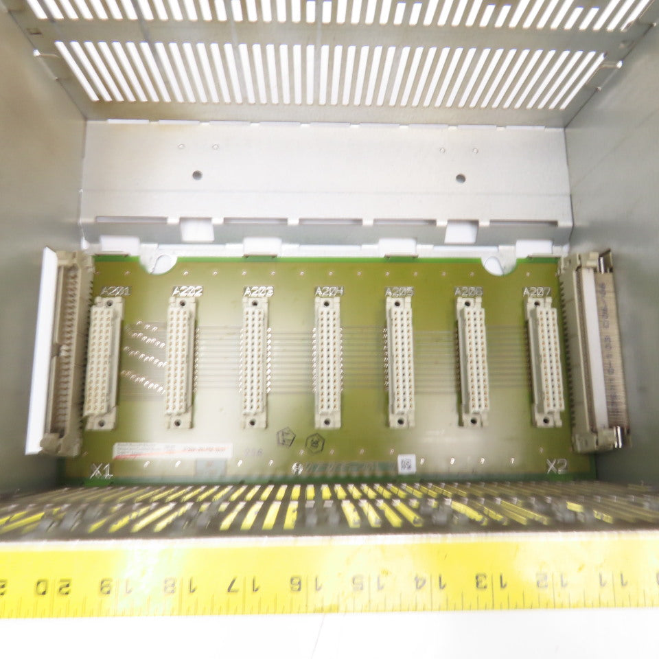Bosch 1070075100-207 PLC 14 Slot Card Chassis