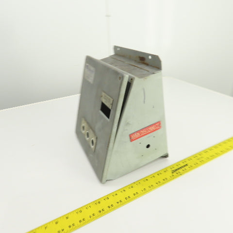 Saginaw Type 12 Slanted Front 10-3/4" x 12" x 8" Deep Operator Enclosure